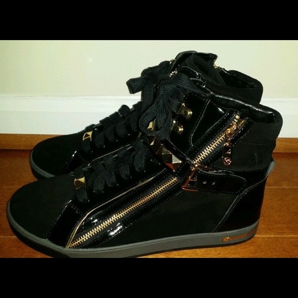 COPY - MK Black & Gold Sneakers - Picture 3 of 4